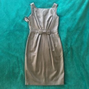 Boutique Moschino gray dress with bow